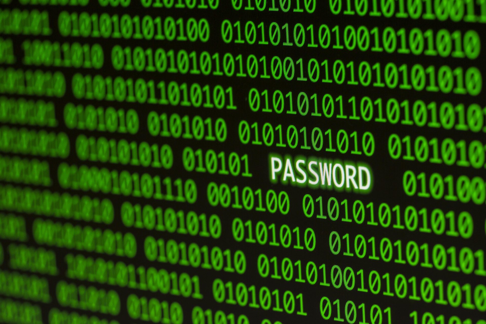 Niños comunicándose con un código secreto en Mission Escape
